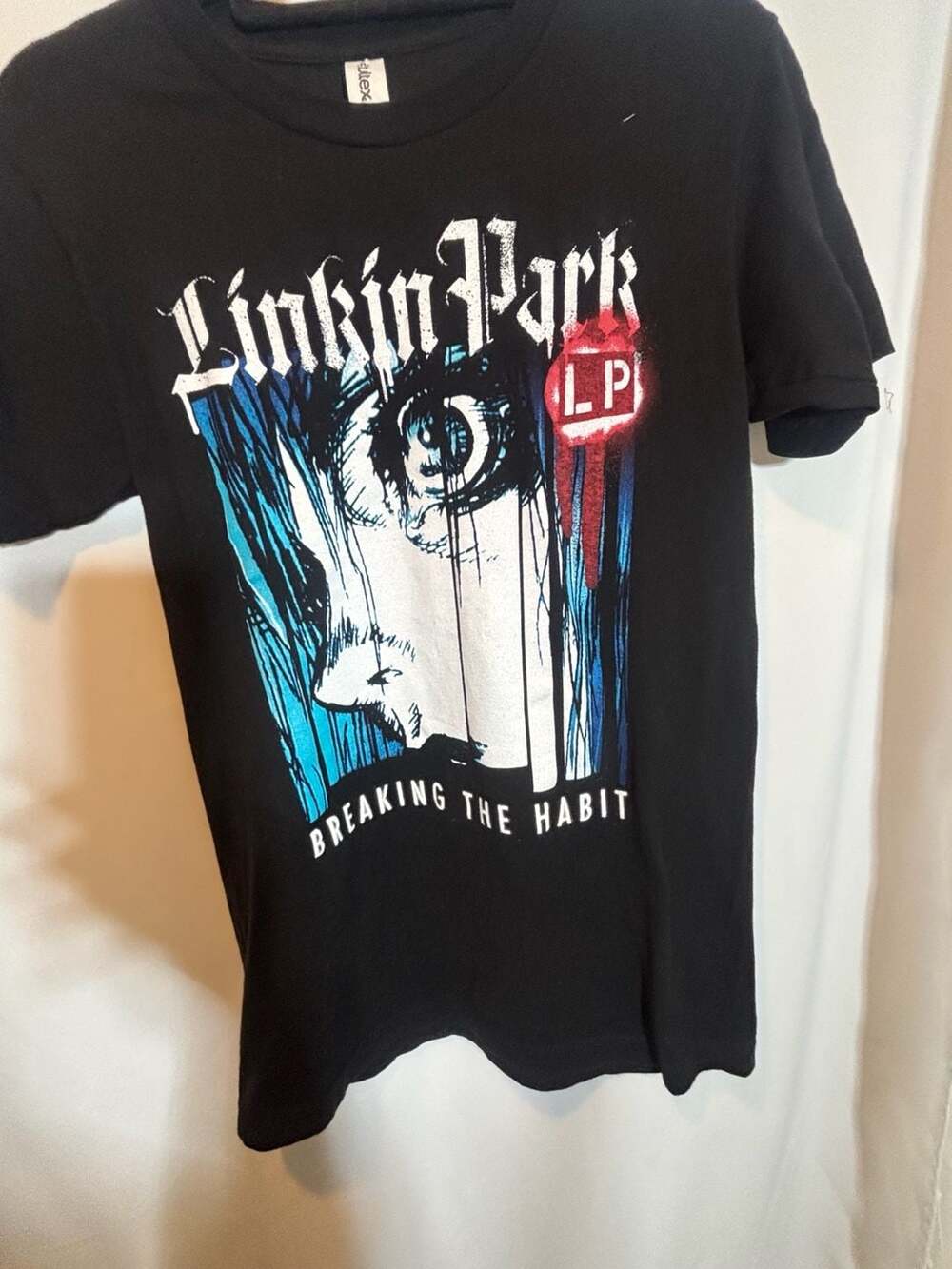 Linkin Park Breaking The Habit Graphic T-Shirt Size Small
